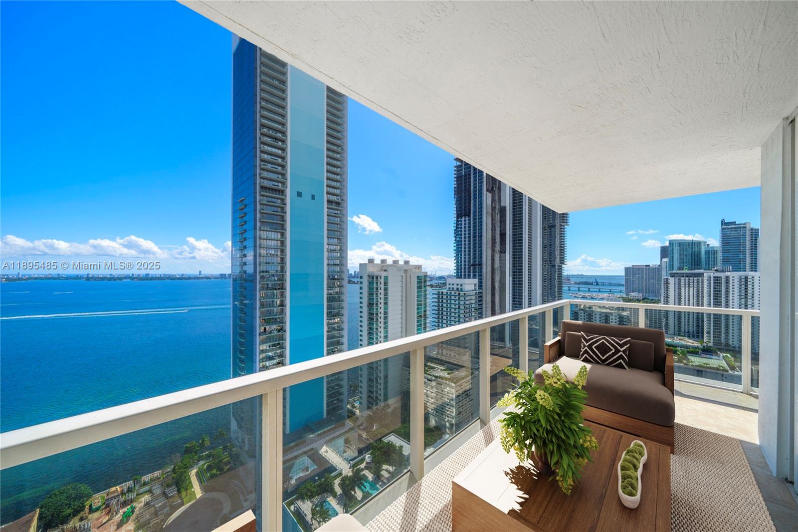 600 NE 27th St #3105, Miami FL 33137