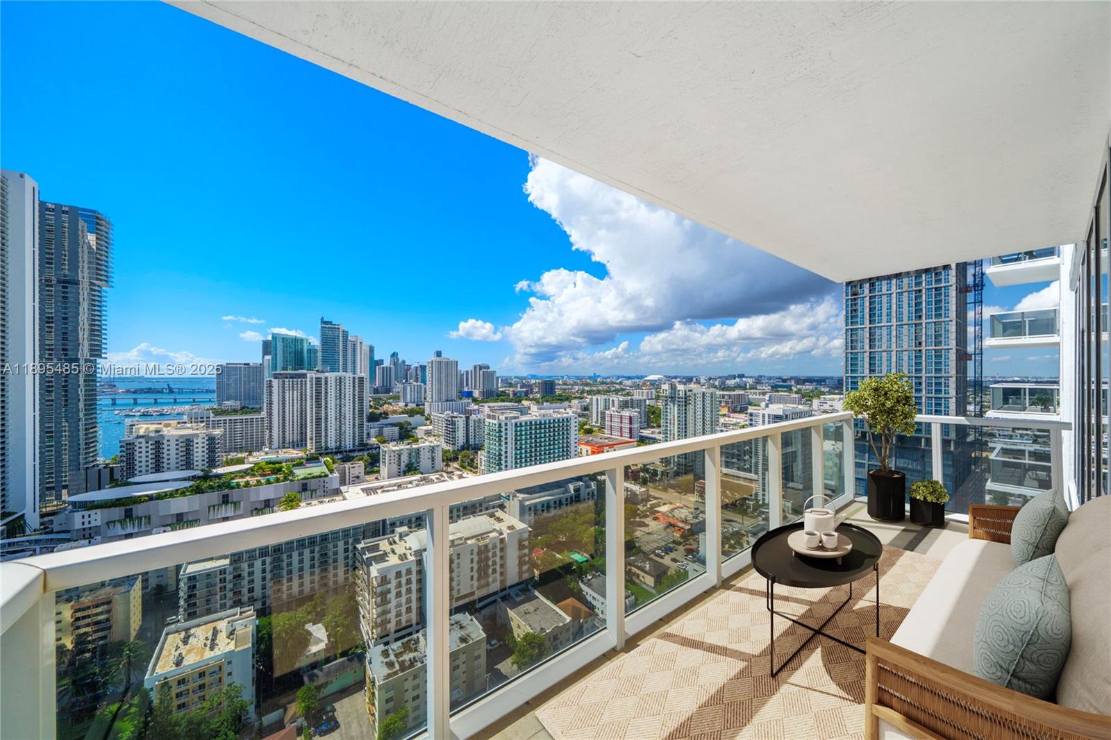 600 NE 27th St #3105, Miami FL 33137