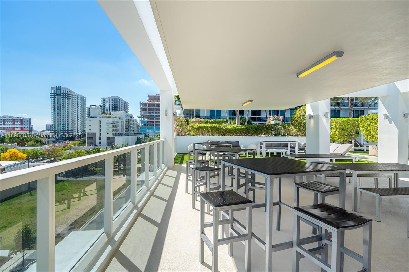 600 NE 27th St #3105, Miami FL 33137