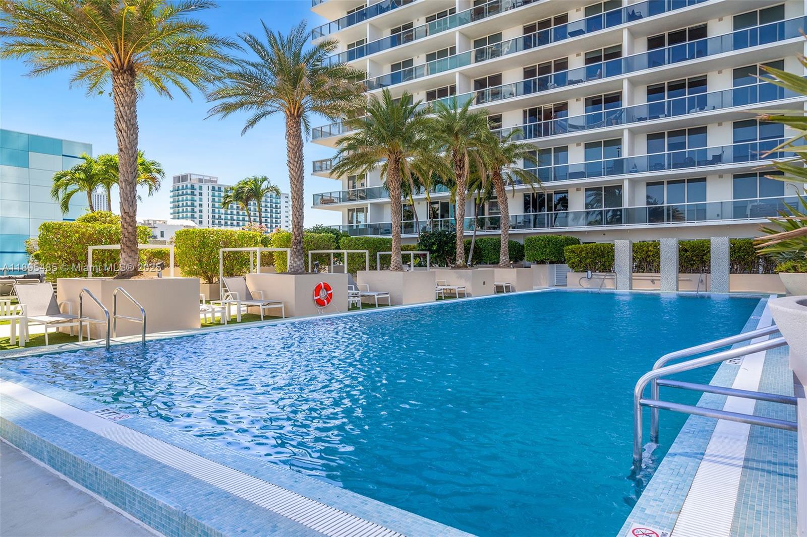 600 NE 27th St #3105, Miami FL 33137