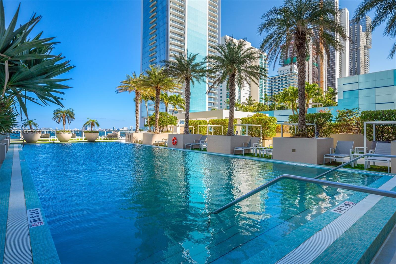 600 NE 27th St #3105, Miami FL 33137