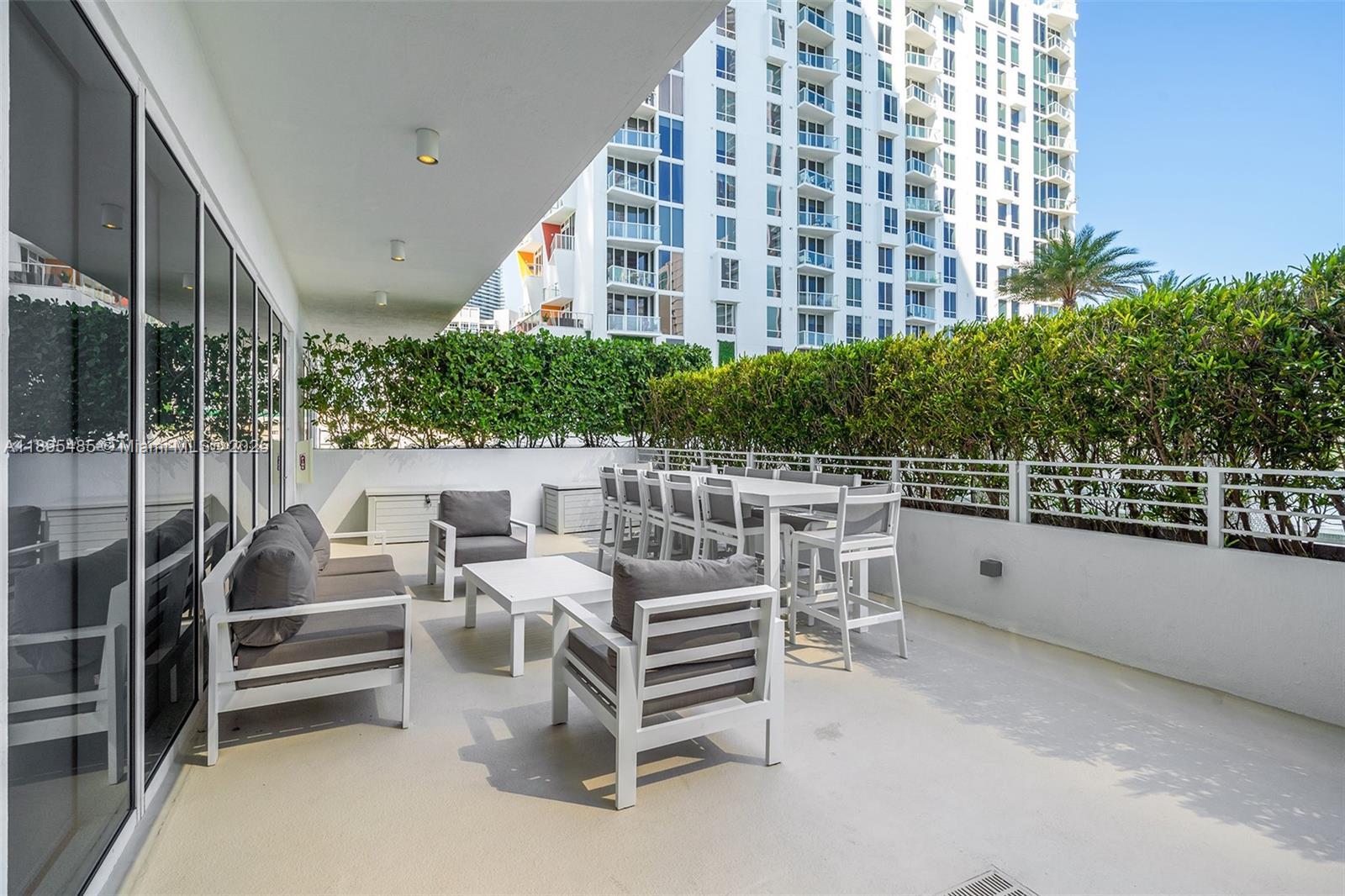 600 NE 27th St #3105, Miami FL 33137