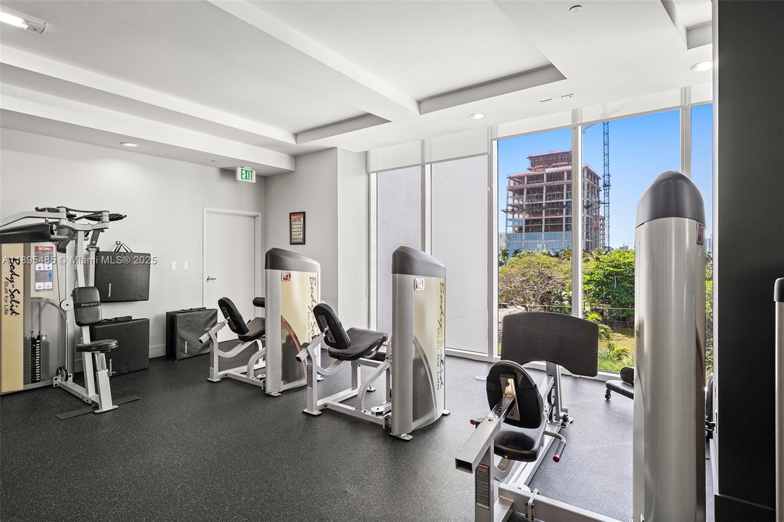 600 NE 27th St #3105, Miami FL 33137