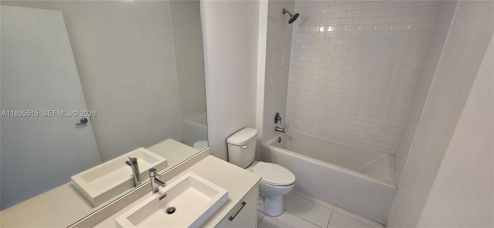 151 SE 1st St #3003, Miami FL 33131