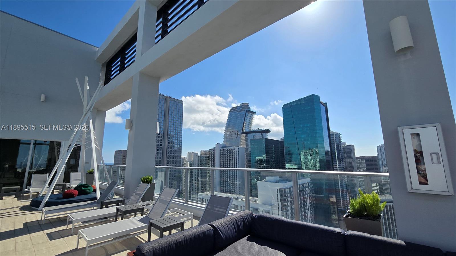 151 SE 1st St #3003, Miami FL 33131