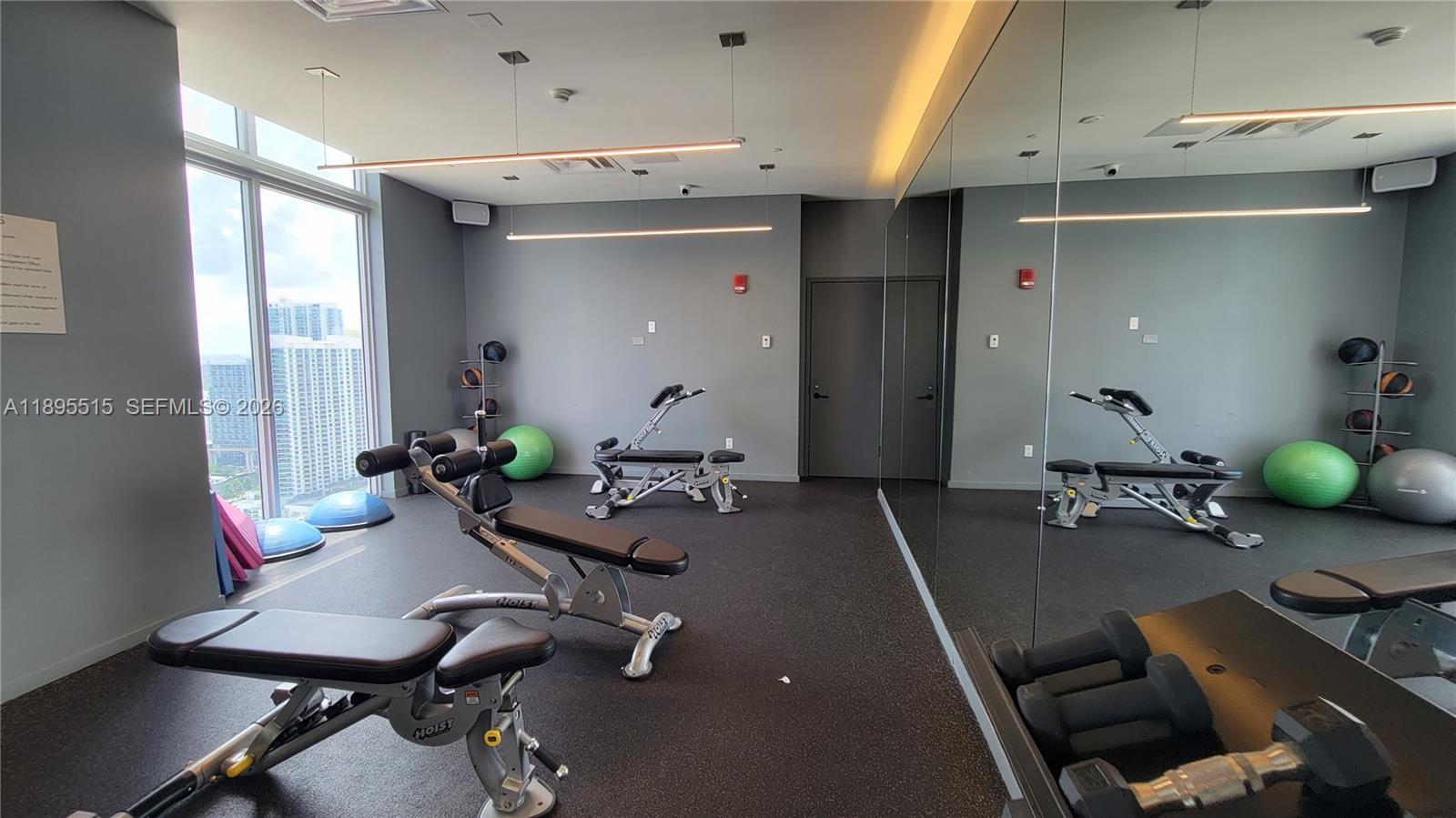 151 SE 1st St #3003, Miami FL 33131