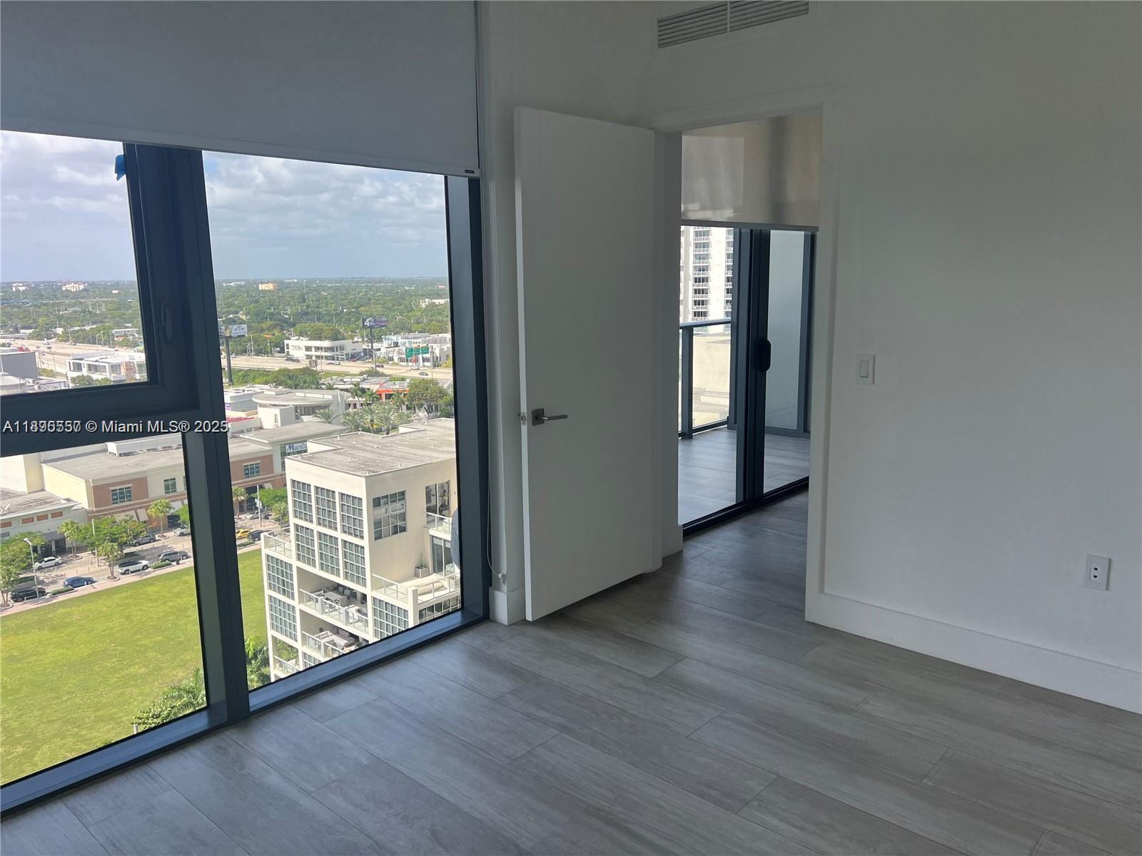 121 NE 34th St #1610, Miami FL 33137