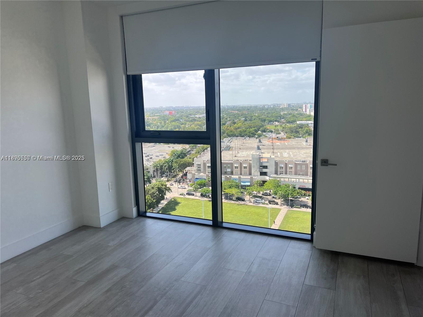 121 NE 34th St #1610, Miami FL 33137