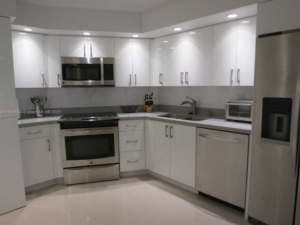 1111 Crandon Blvd #C403, Key Biscayne FL 33149