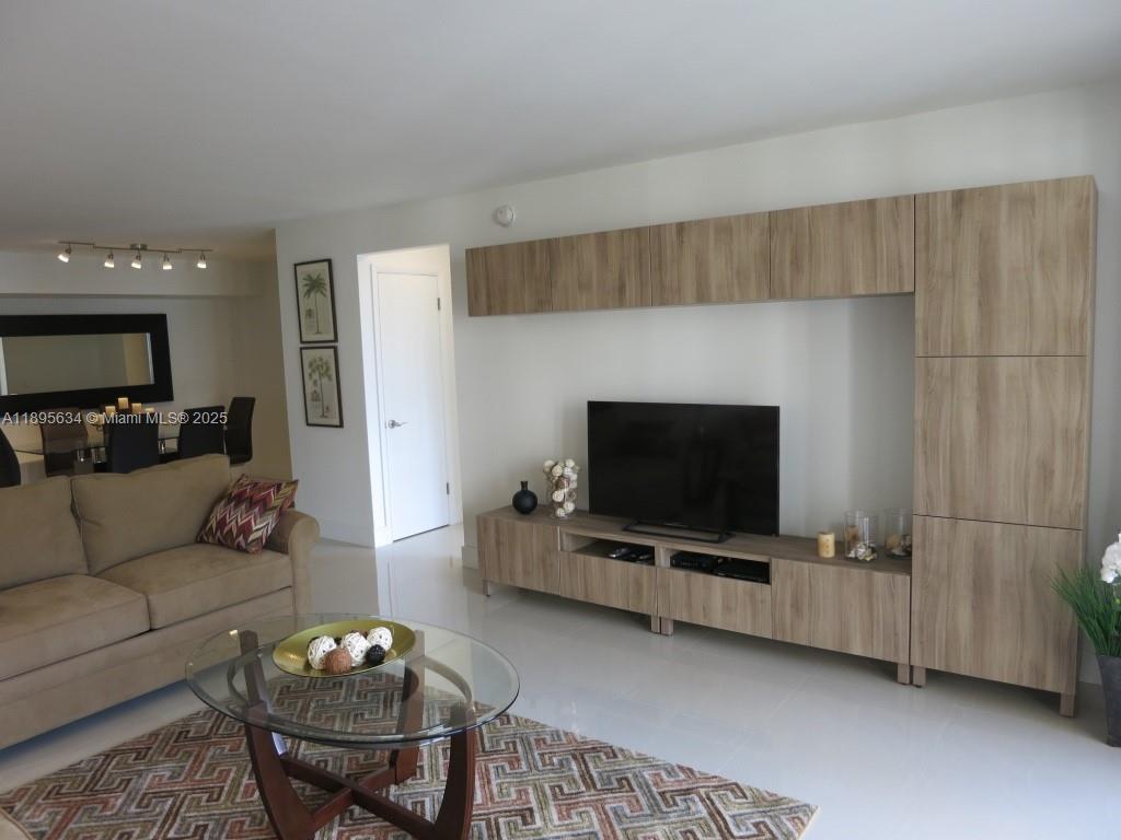 1111 Crandon Blvd #C403, Key Biscayne FL 33149