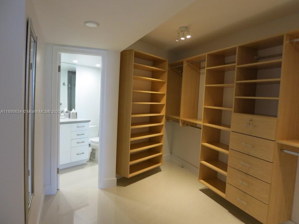 1111 Crandon Blvd #C403, Key Biscayne FL 33149