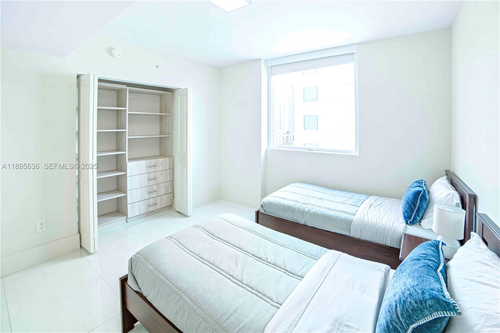 400 Sunny Isles Blvd #1408, Sunny Isles Beach FL 33160