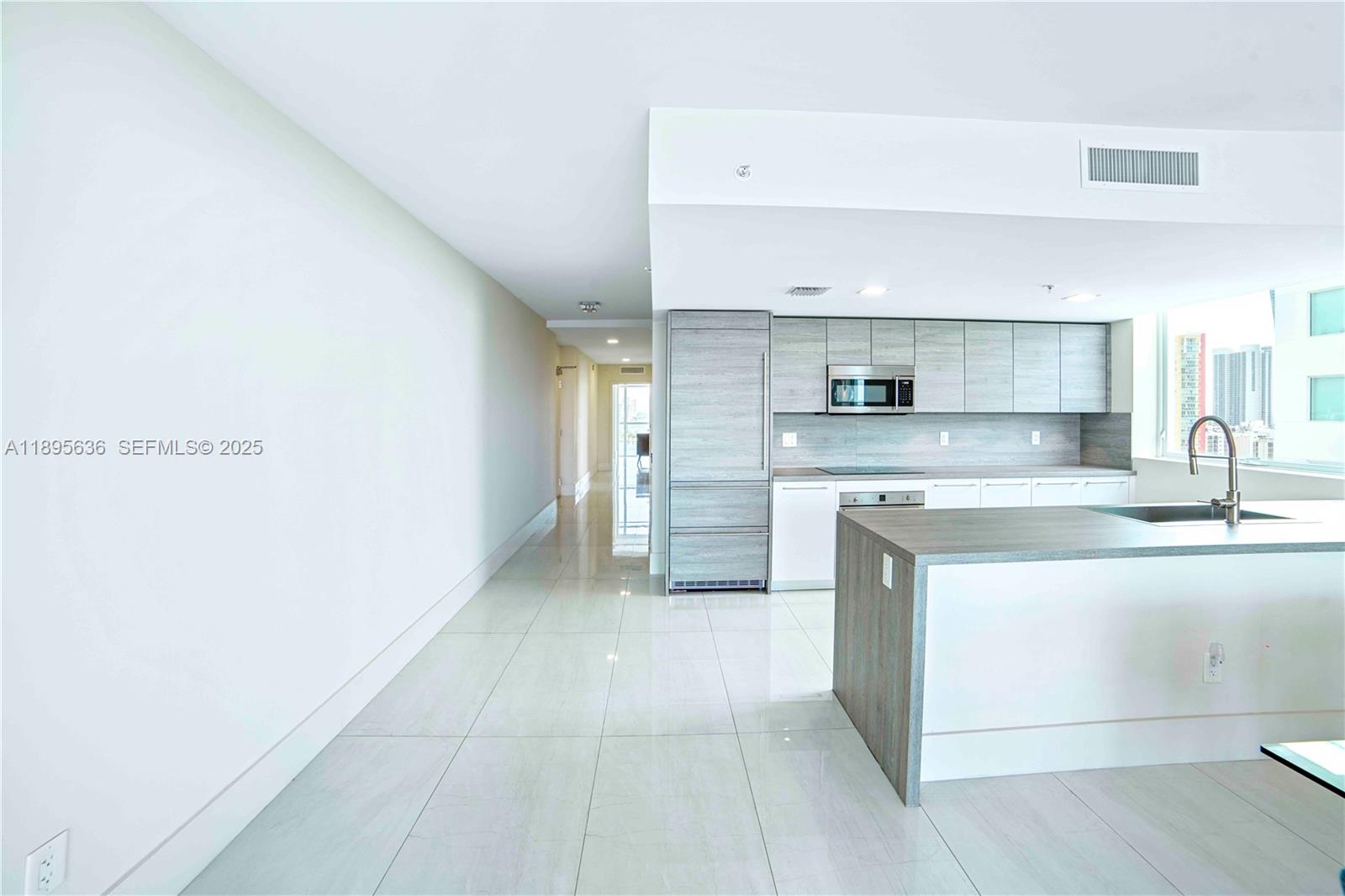 400 Sunny Isles Blvd #1408, Sunny Isles Beach FL 33160