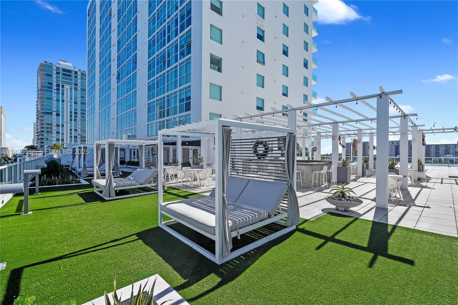 400 Sunny Isles Blvd #1408, Sunny Isles Beach FL 33160