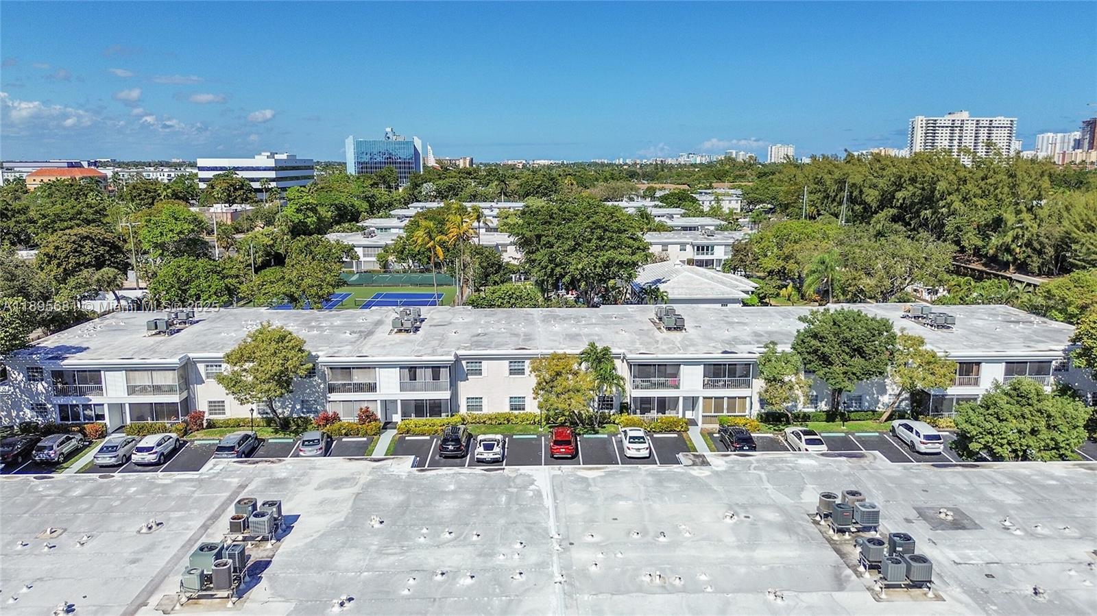 6385 Bay Club Dr #2, Fort Lauderdale FL 33308