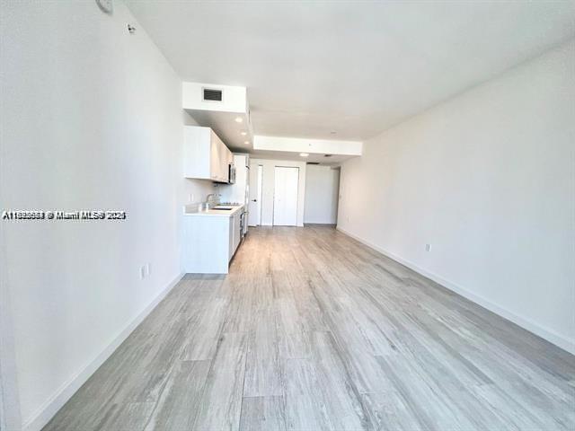 45 SW 9th St #3009, Miami FL 33130