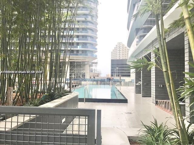 45 SW 9th St #3009, Miami FL 33130