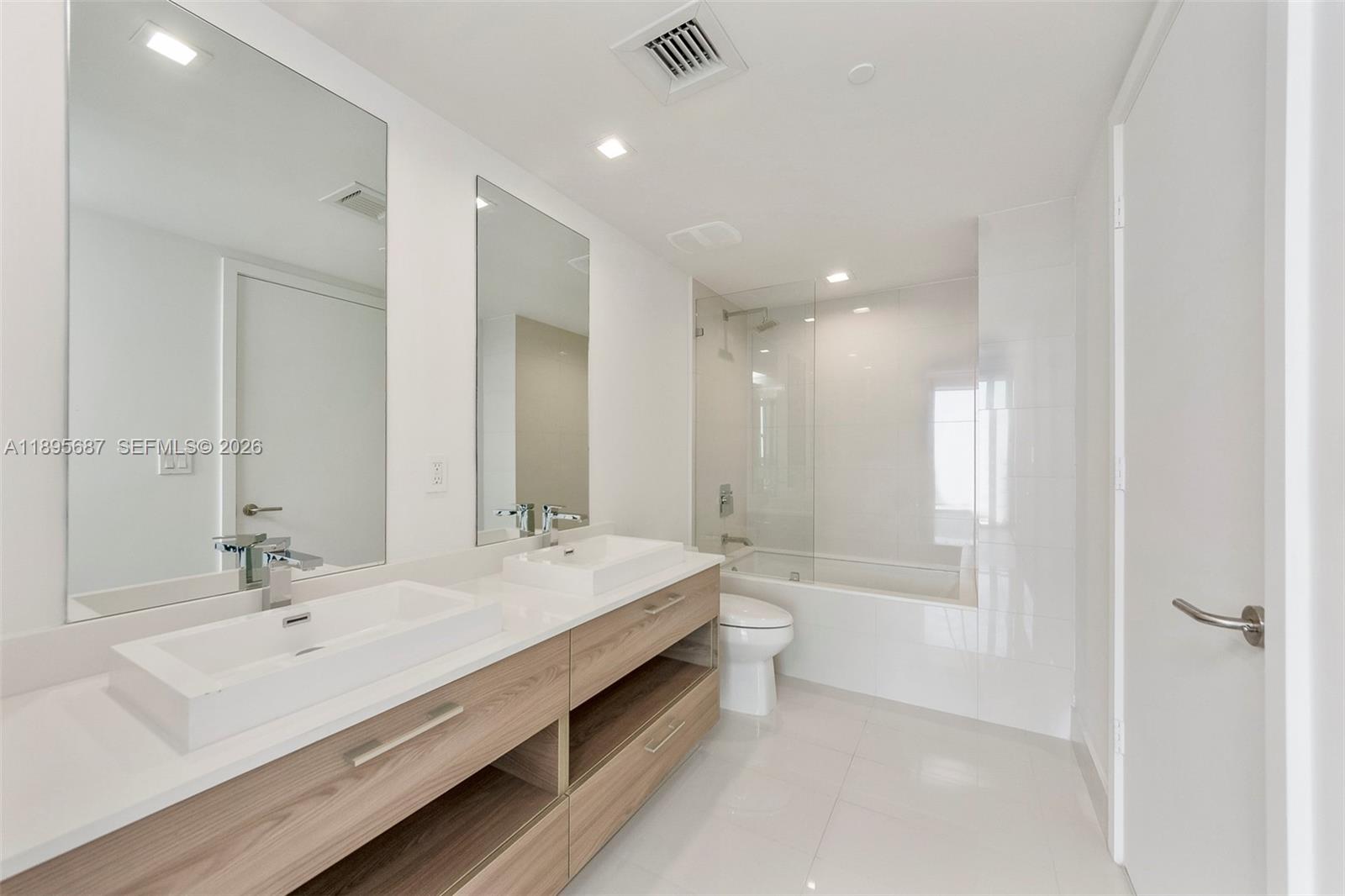 1300 S Miami Ave #4804, Miami FL 33130