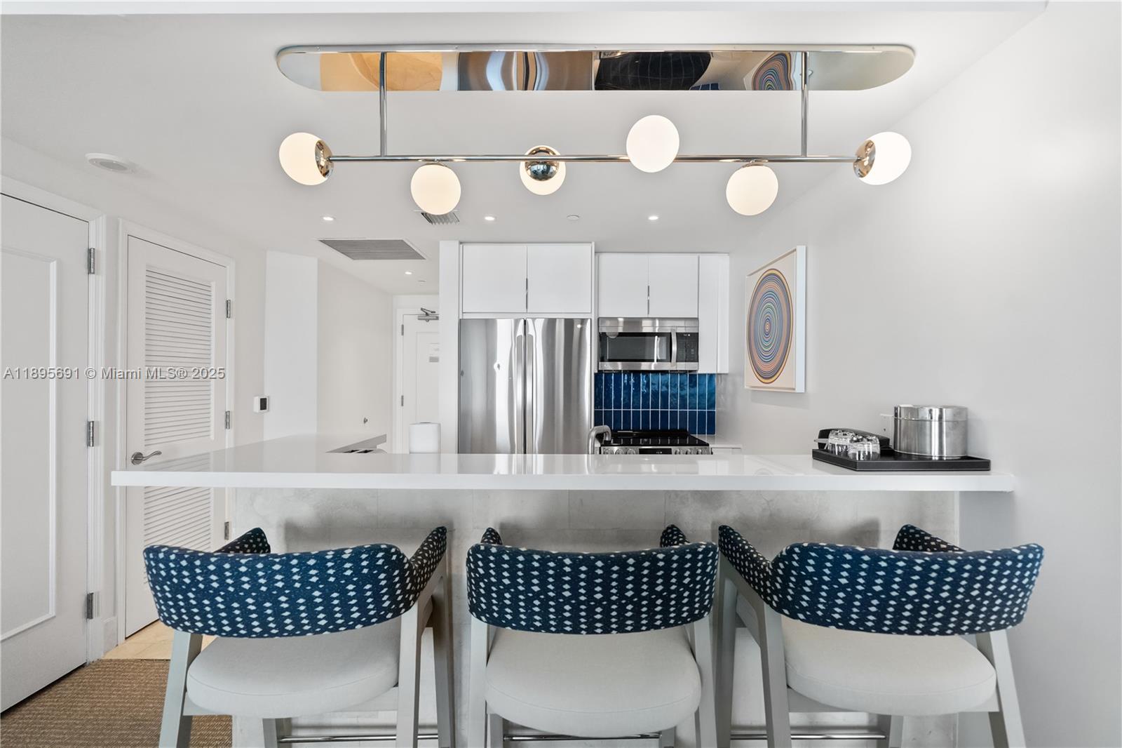 4401 Collins Ave #2011, Miami Beach FL 33140