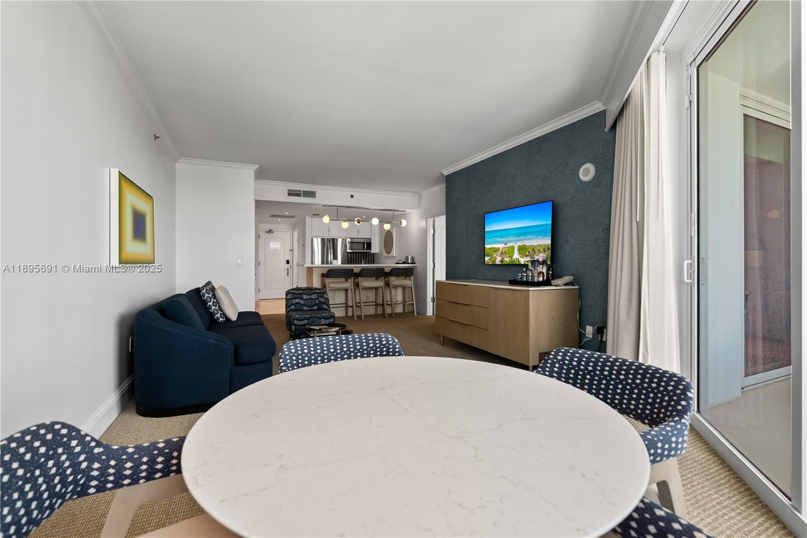4401 Collins Ave #2011, Miami Beach FL 33140