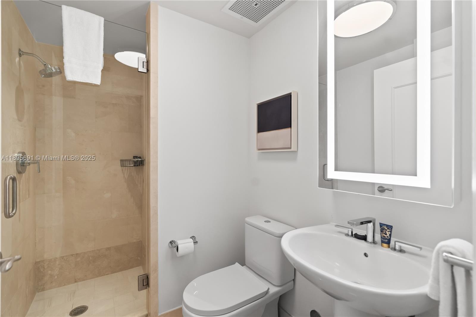 4401 Collins Ave #2011, Miami Beach FL 33140