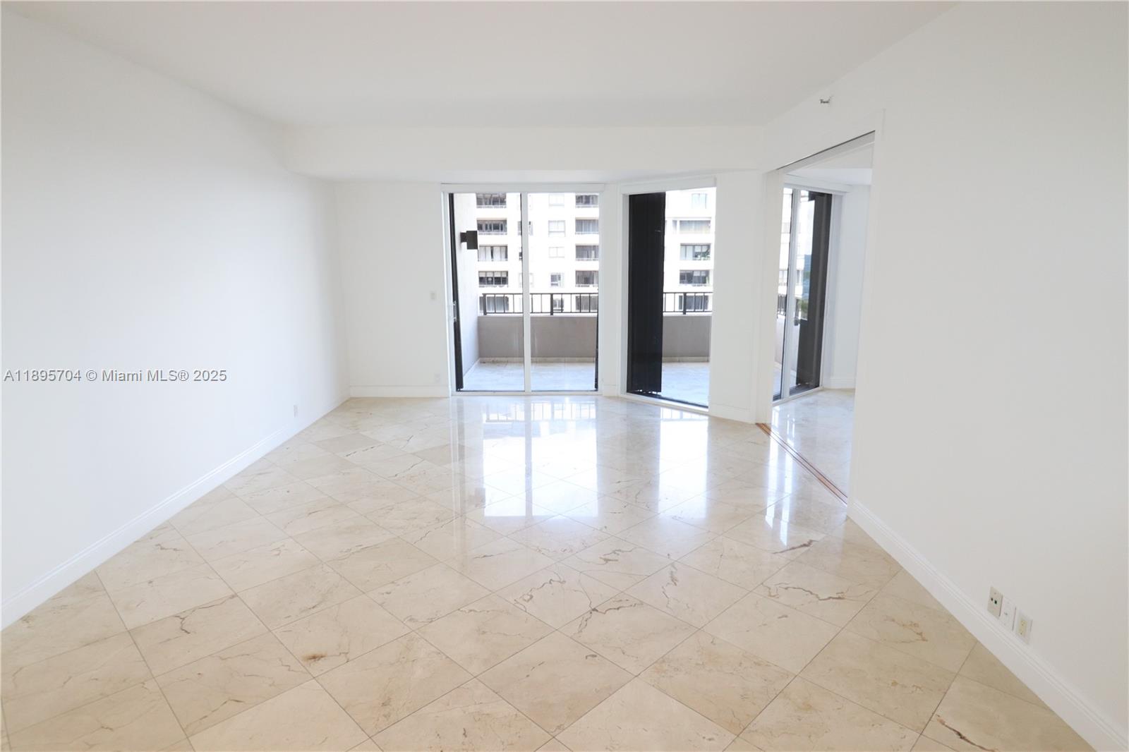 201 Crandon Blvd #636, Key Biscayne FL 33149