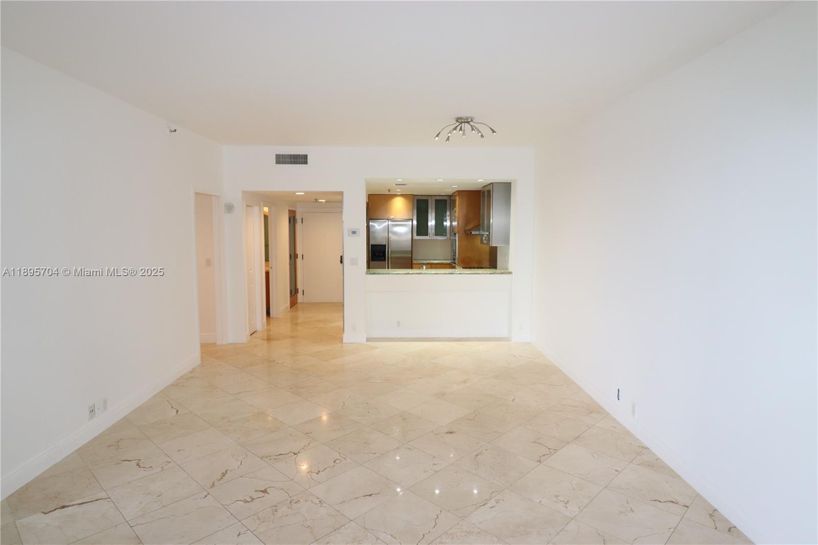 201 Crandon Blvd #636, Key Biscayne FL 33149