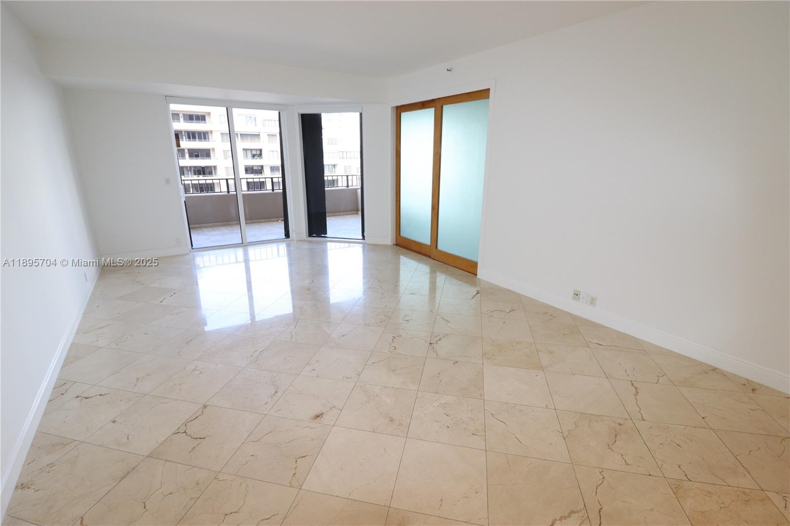 201 Crandon Blvd #636, Key Biscayne FL 33149