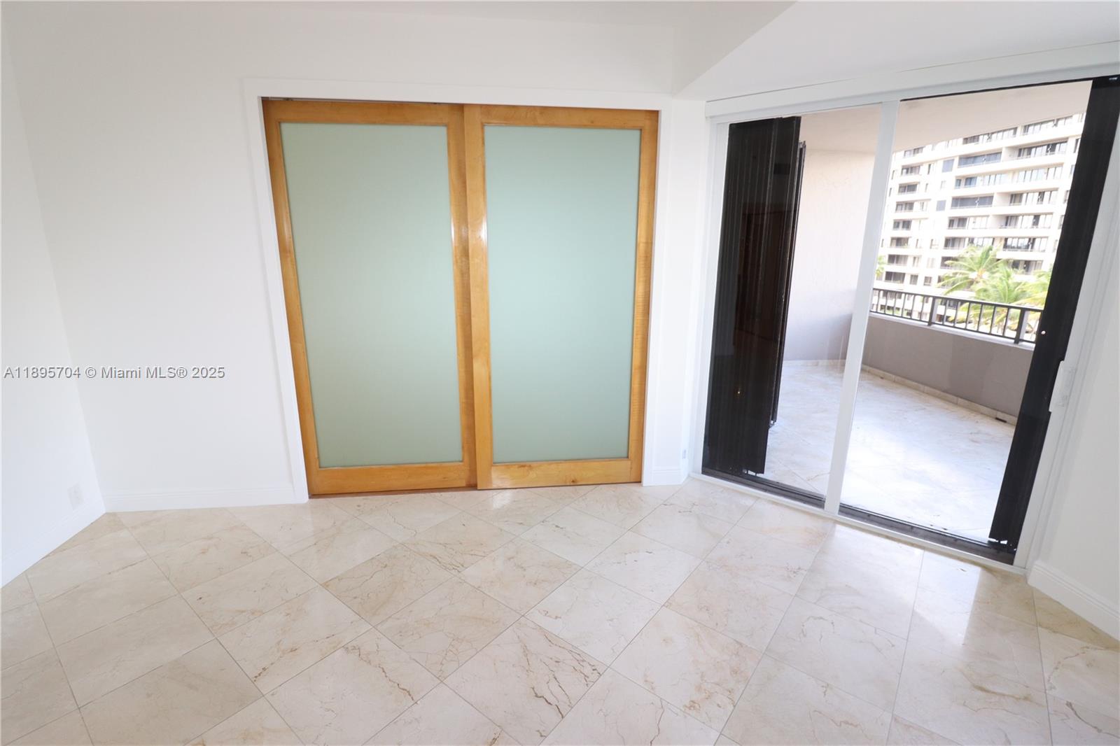 201 Crandon Blvd #636, Key Biscayne FL 33149