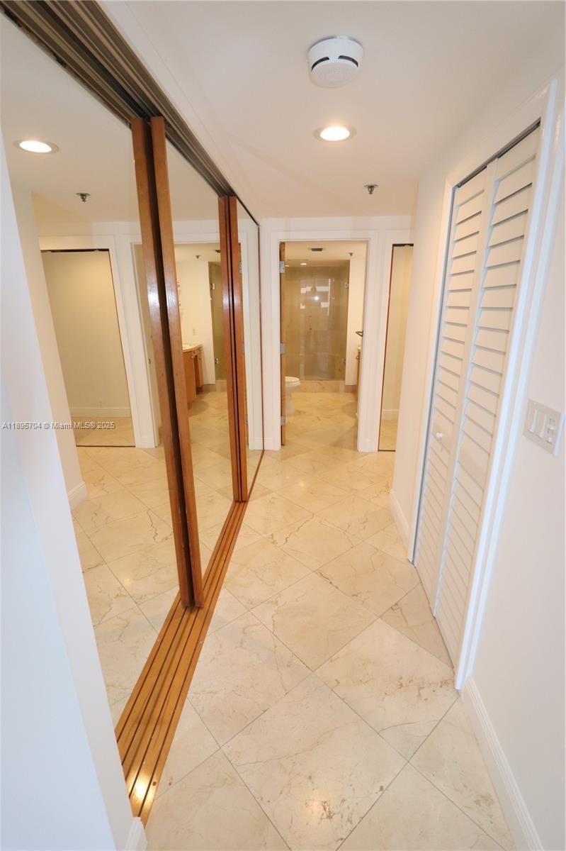 201 Crandon Blvd #636, Key Biscayne FL 33149