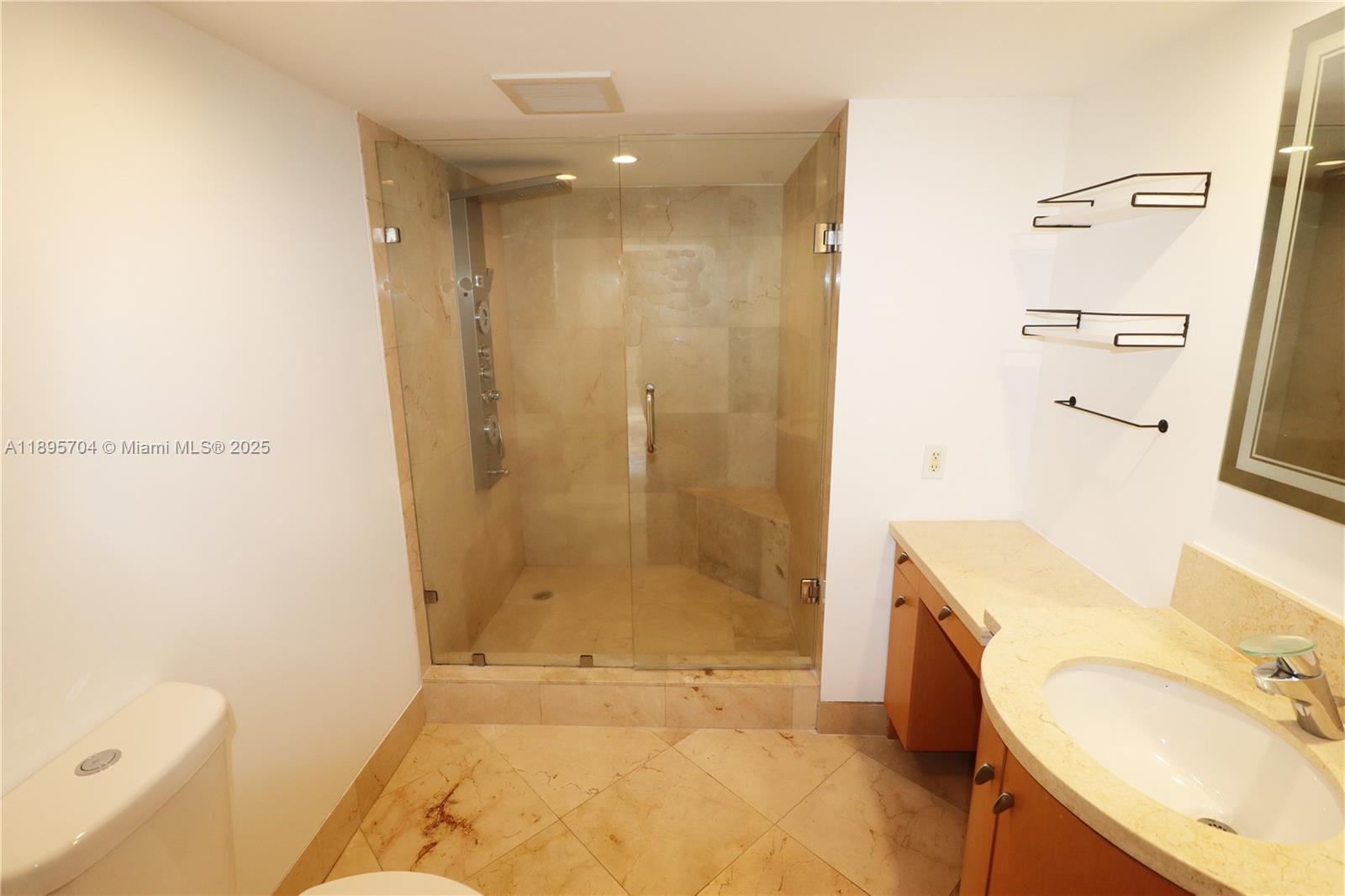 201 Crandon Blvd #636, Key Biscayne FL 33149