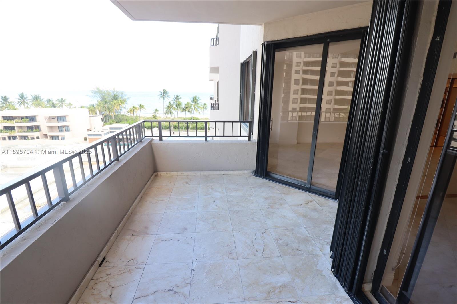 201 Crandon Blvd #636, Key Biscayne FL 33149
