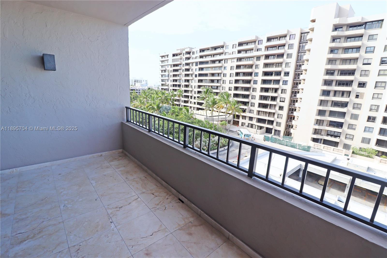 201 Crandon Blvd #636, Key Biscayne FL 33149