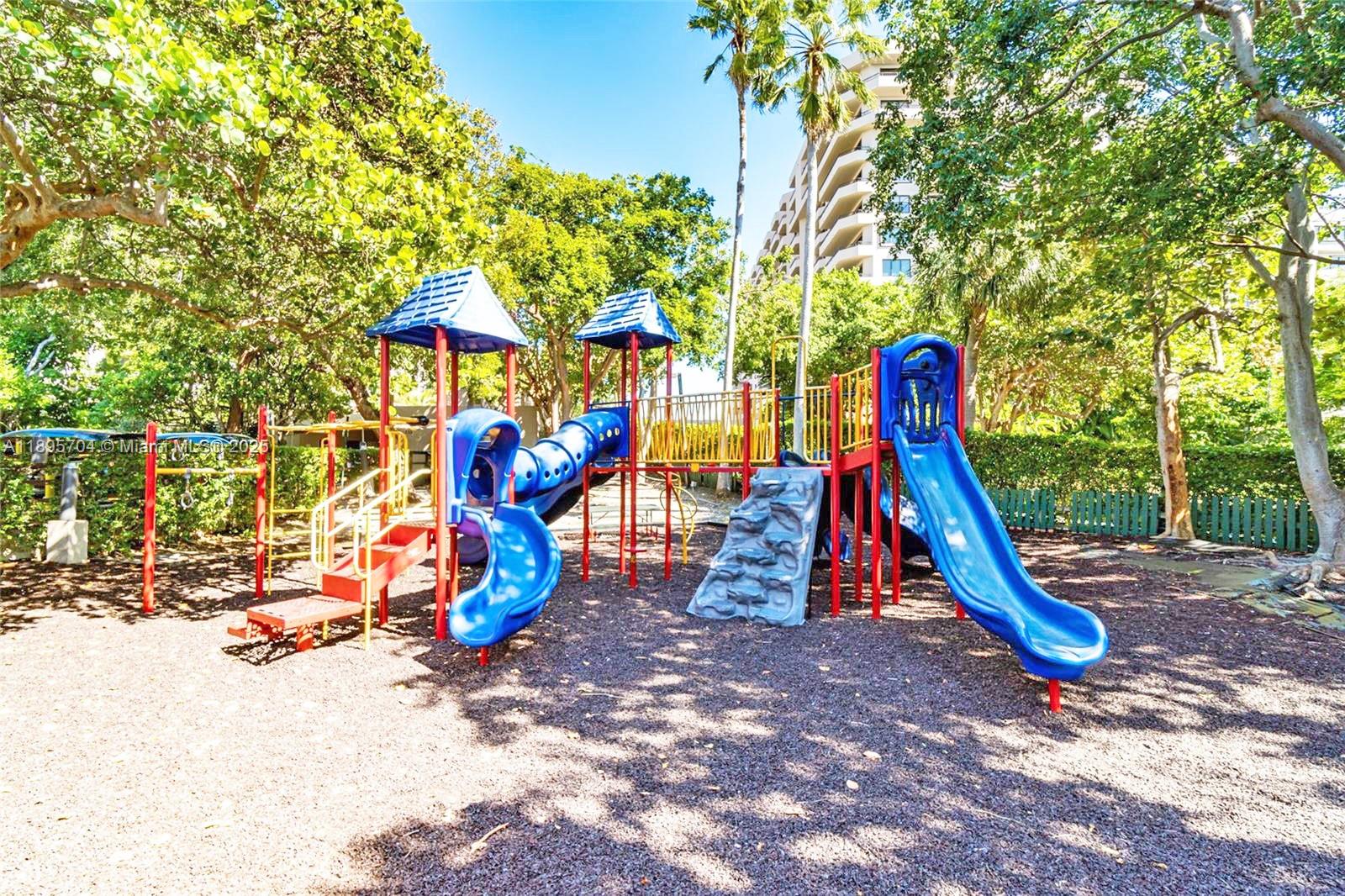 201 Crandon Blvd #636, Key Biscayne FL 33149