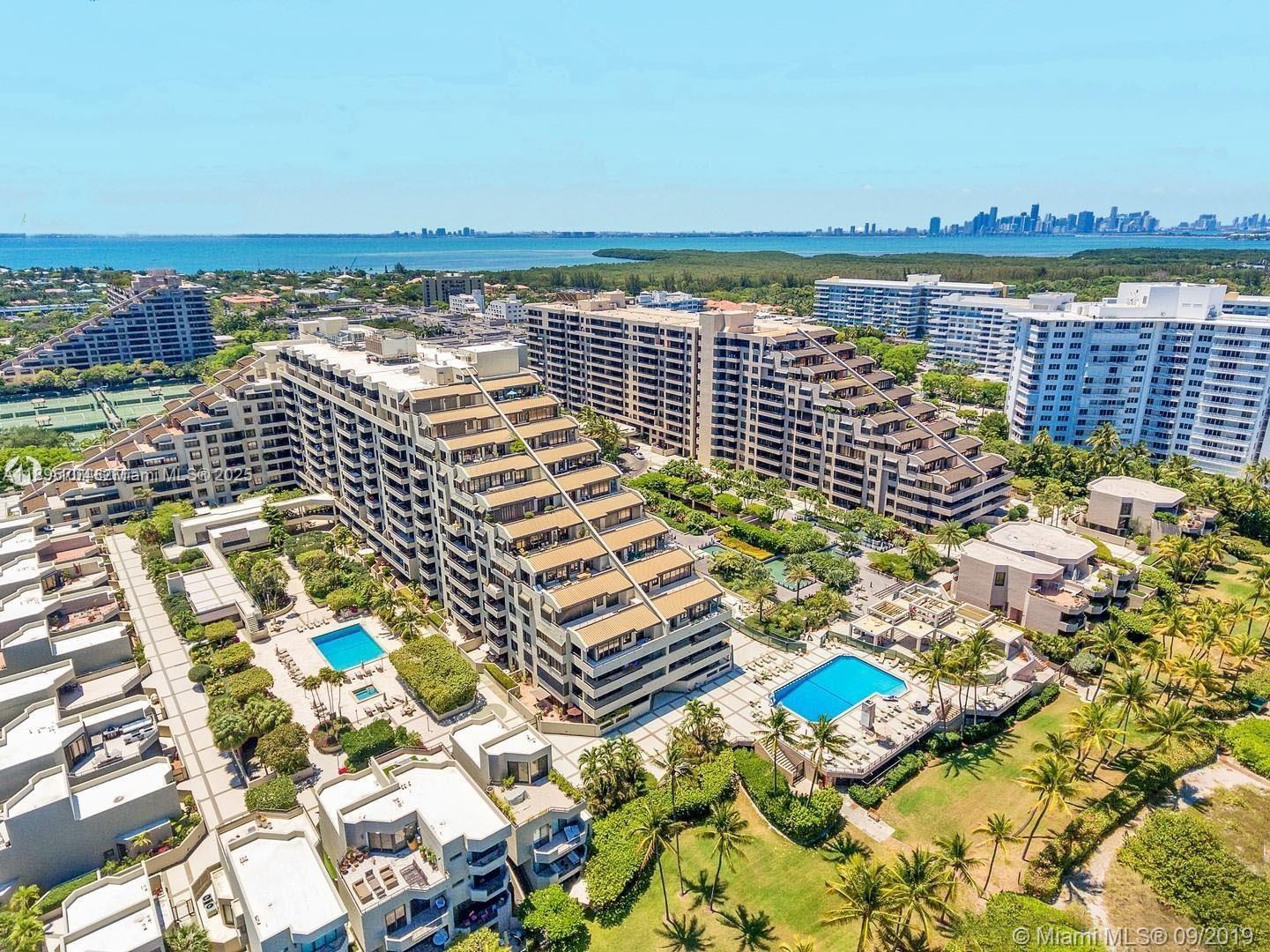 201 Crandon Blvd #636, Key Biscayne FL 33149