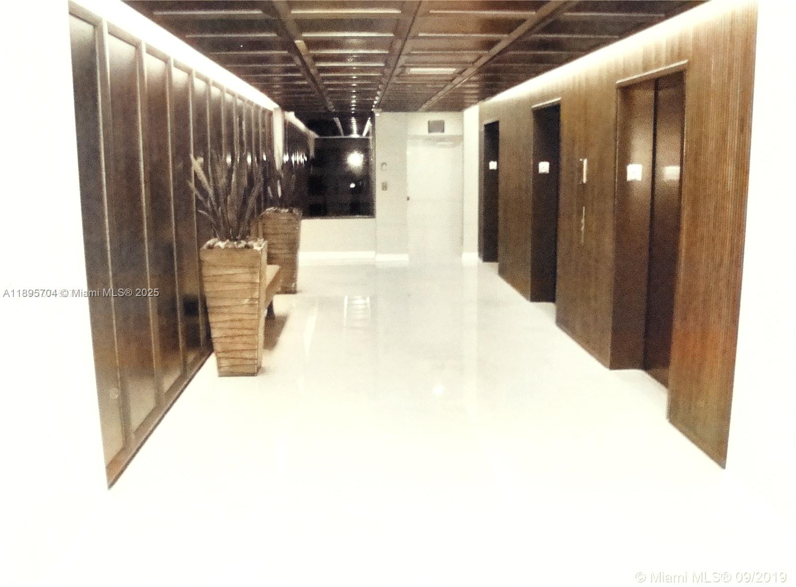 201 Crandon Blvd #636, Key Biscayne FL 33149