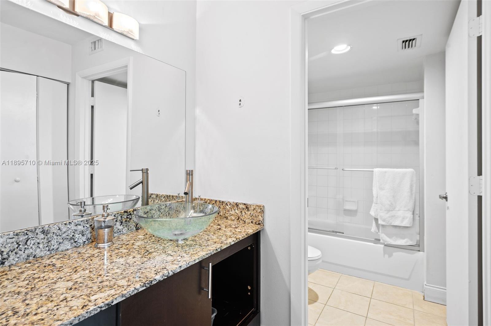 19555 E Country Club Dr #8308, Aventura FL 33180