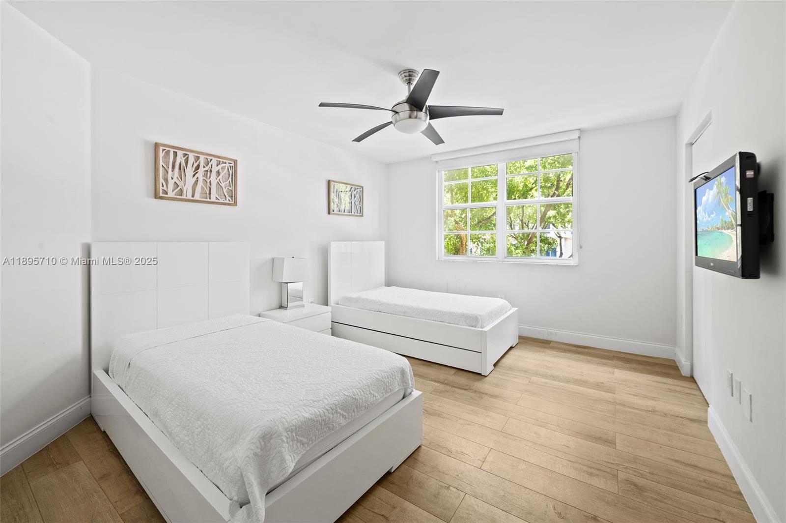 19555 E Country Club Dr #8308, Aventura FL 33180