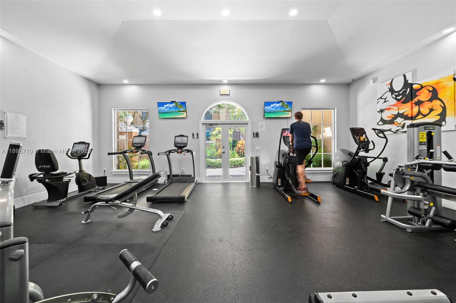 19555 E Country Club Dr #8308, Aventura FL 33180