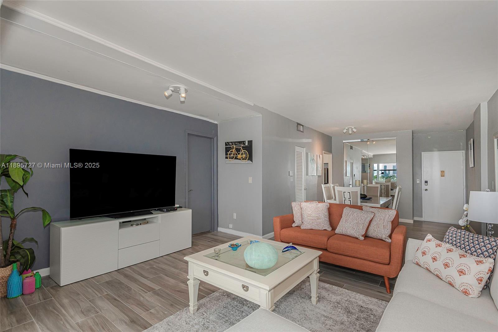 3 Island Ave #09E, Miami Beach FL 33139