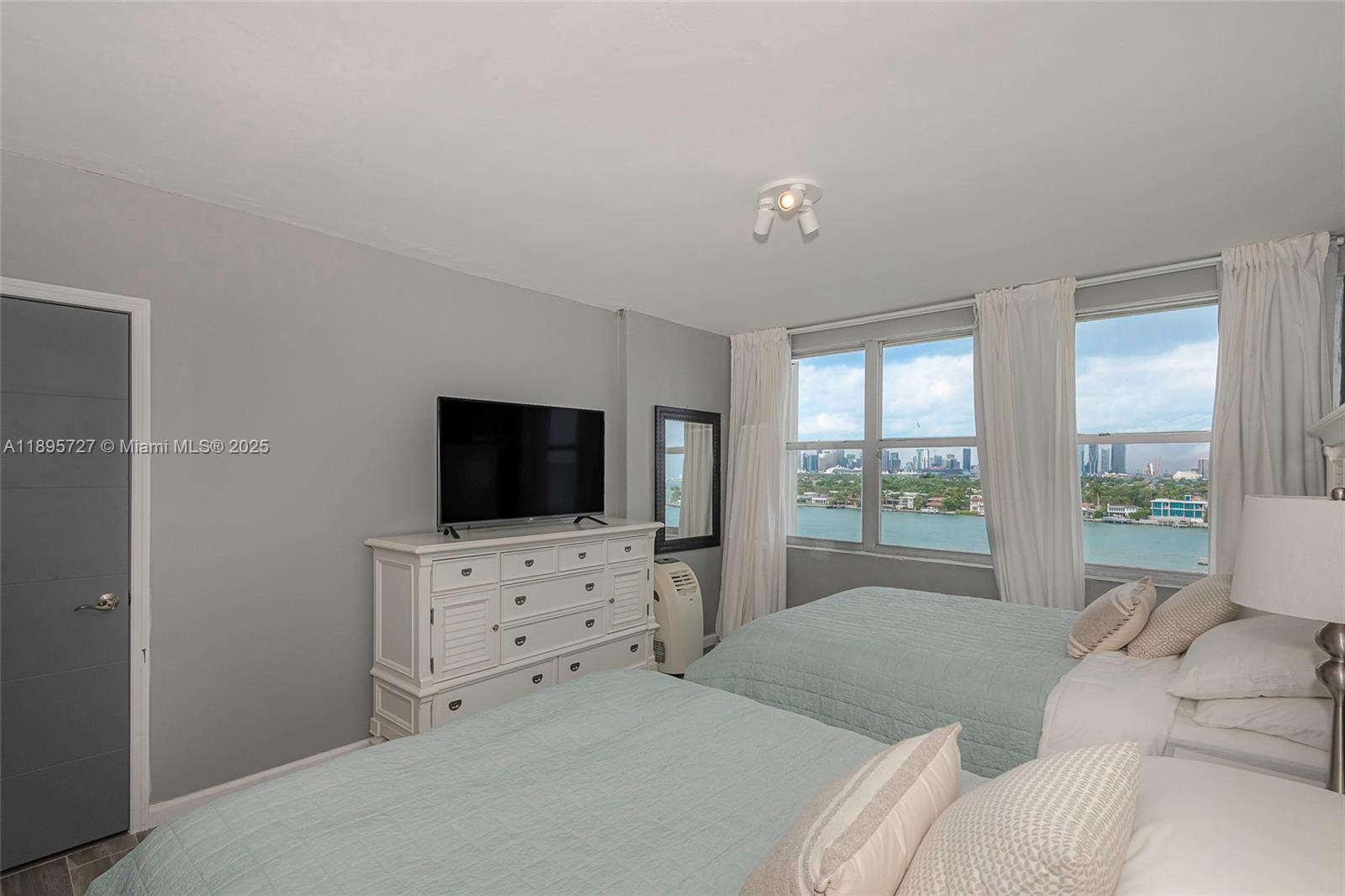 3 Island Ave #09E, Miami Beach FL 33139