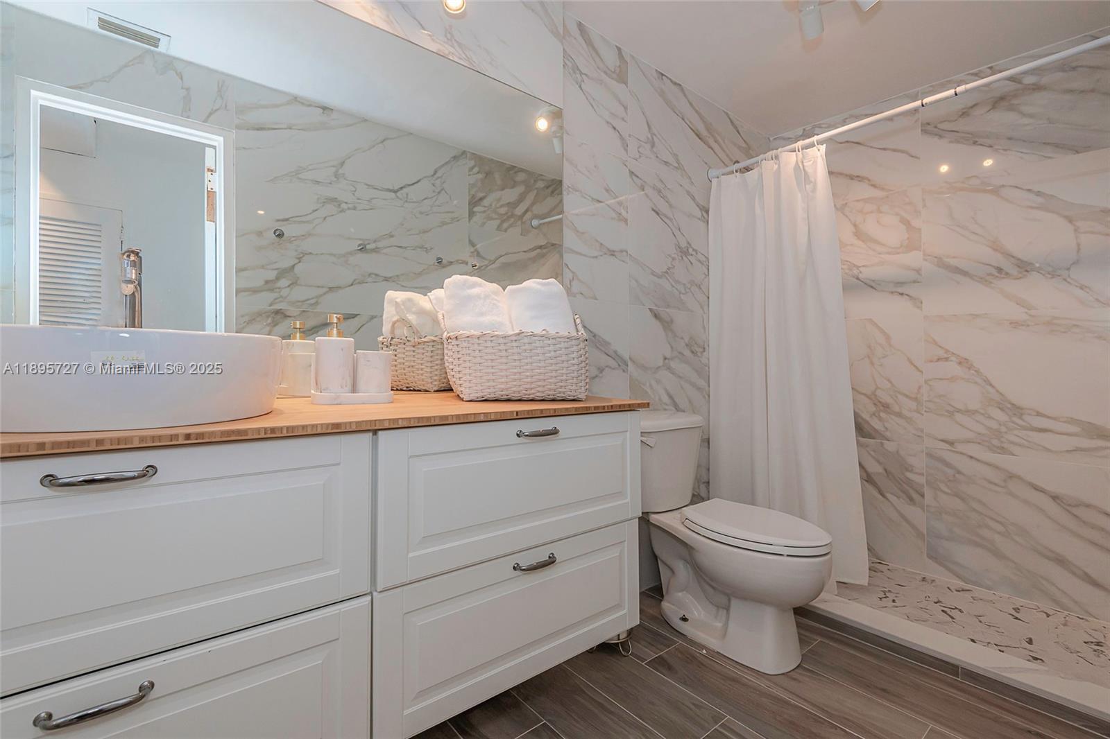 3 Island Ave #09E, Miami Beach FL 33139