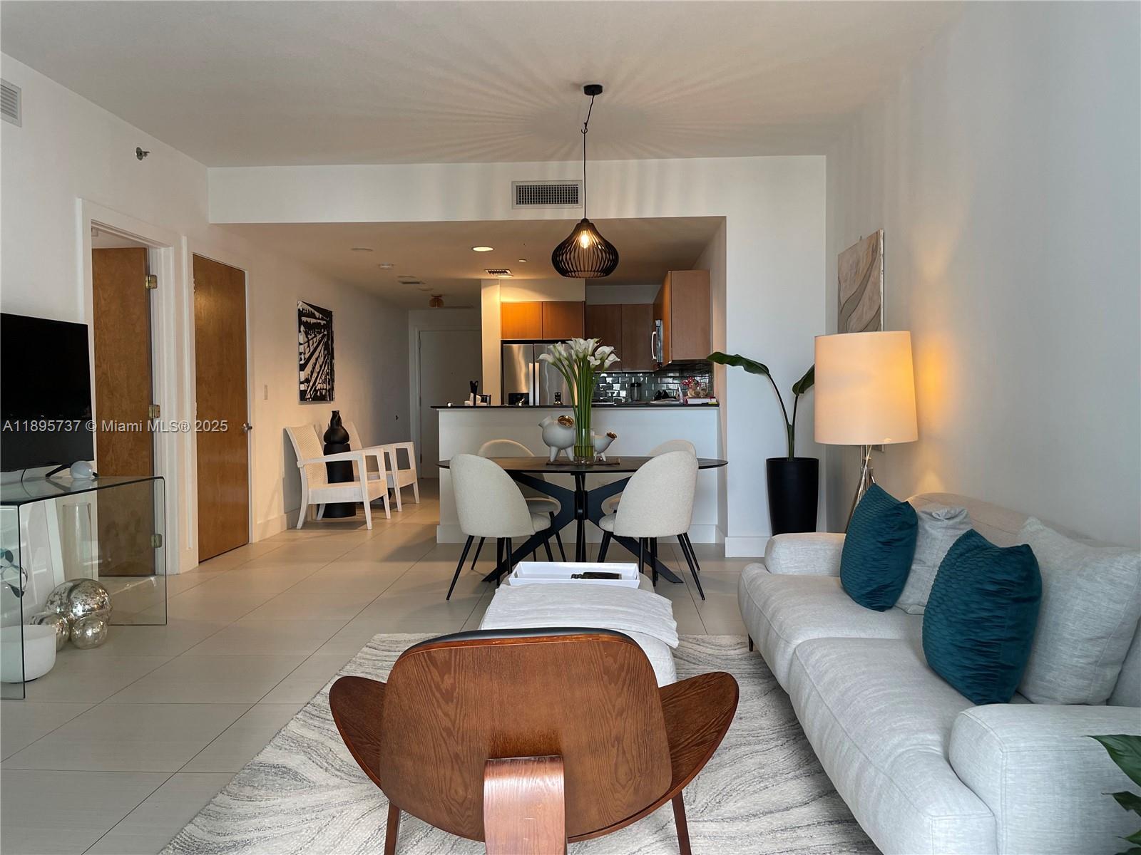 1060 Brickell Ave #2413, Miami FL 33131