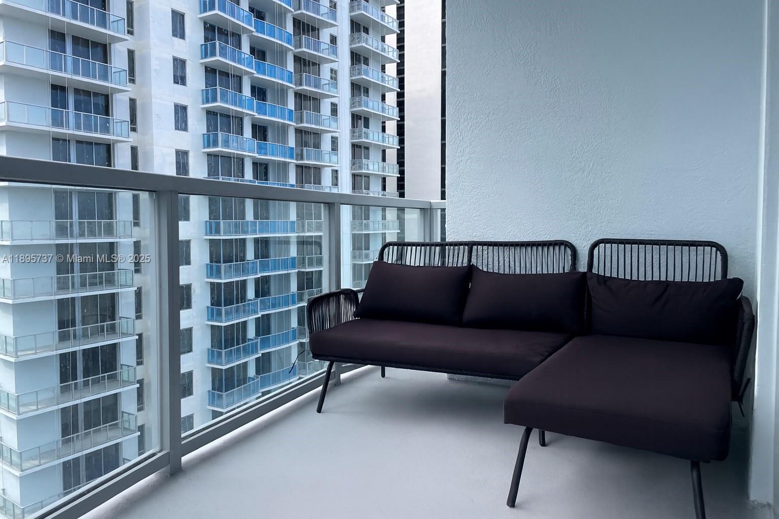 1060 Brickell Ave #2413, Miami FL 33131
