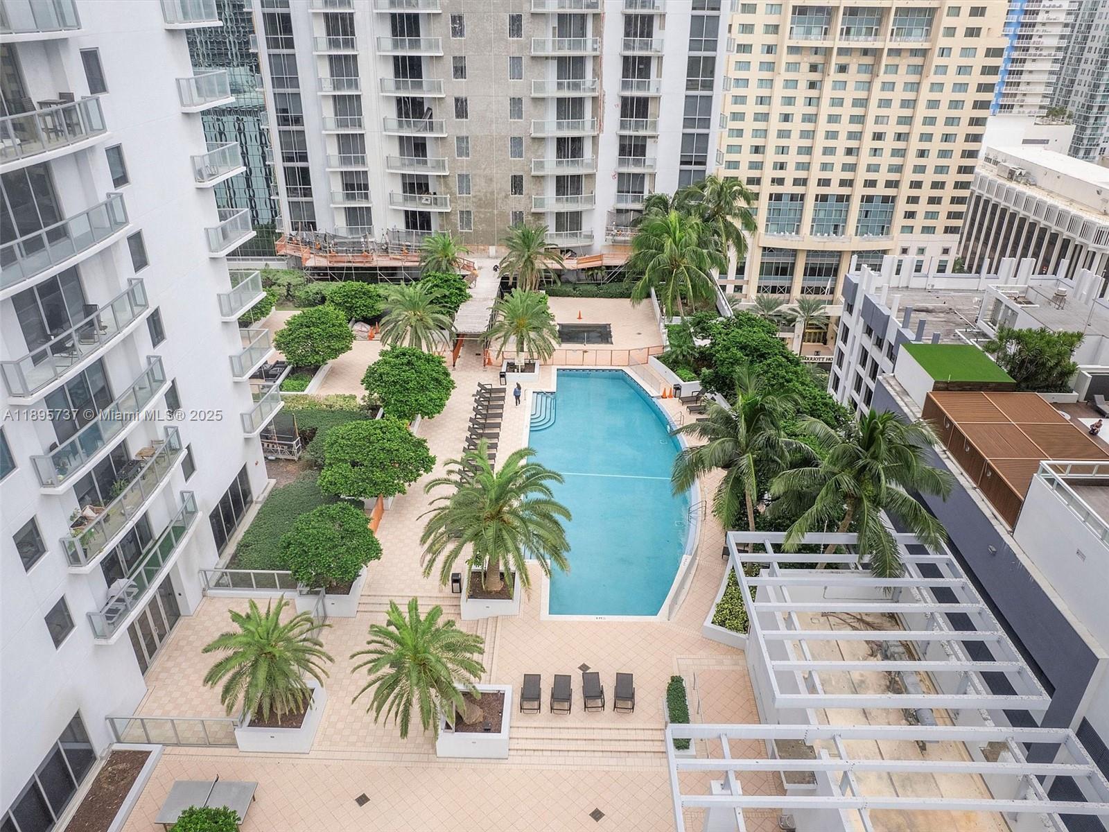 1060 Brickell Ave #2413, Miami FL 33131