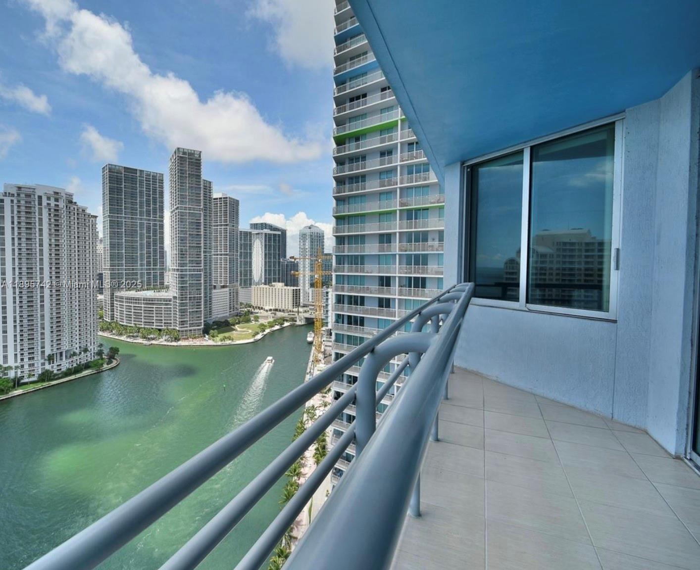 335 S Biscayne Blvd #2707, Miami FL 33131