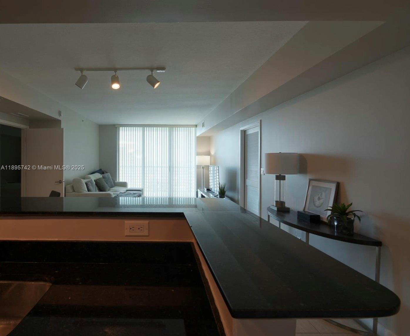 335 S Biscayne Blvd #2707, Miami FL 33131
