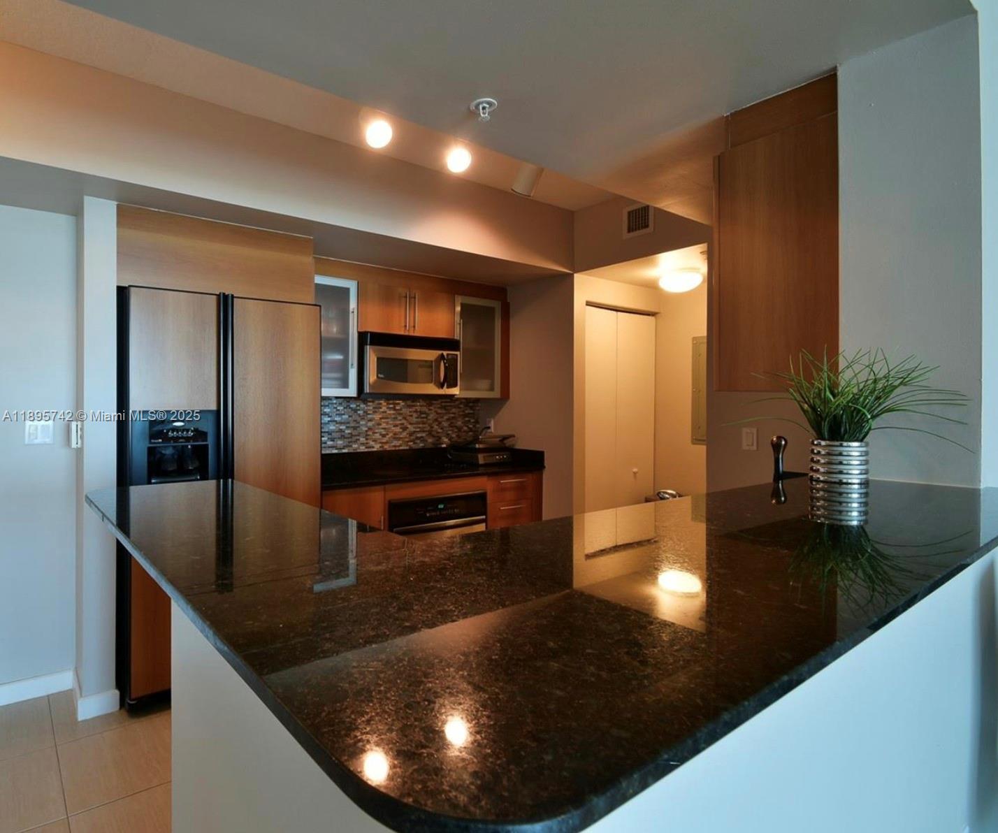 335 S Biscayne Blvd #2707, Miami FL 33131
