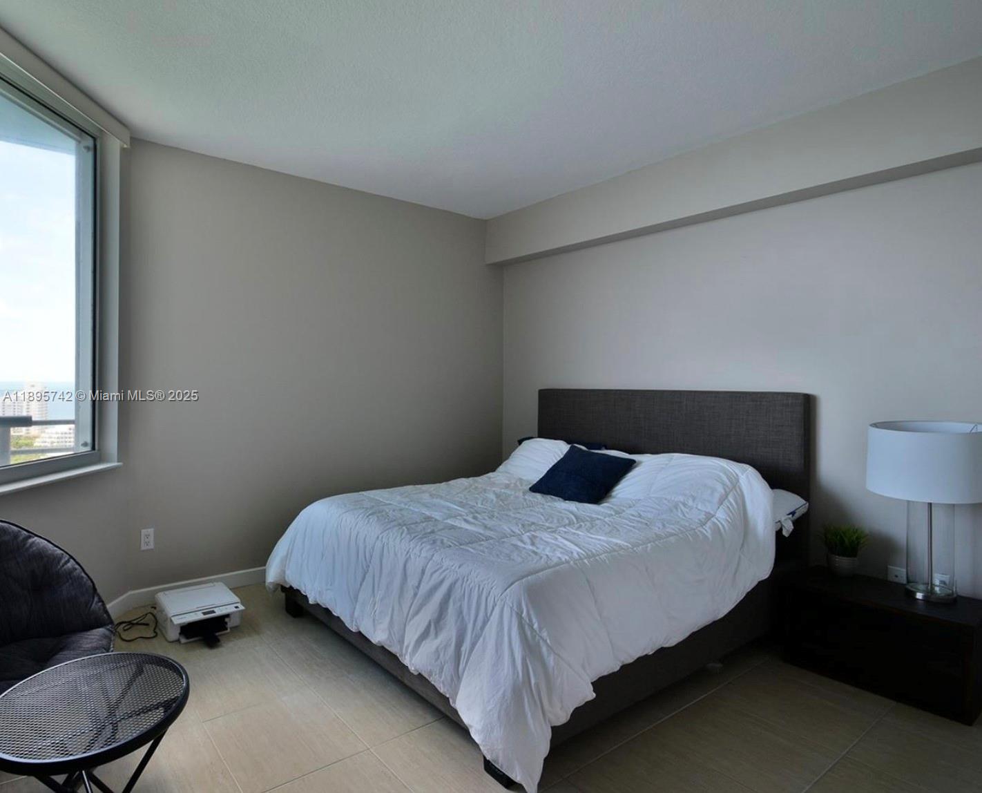 335 S Biscayne Blvd #2707, Miami FL 33131