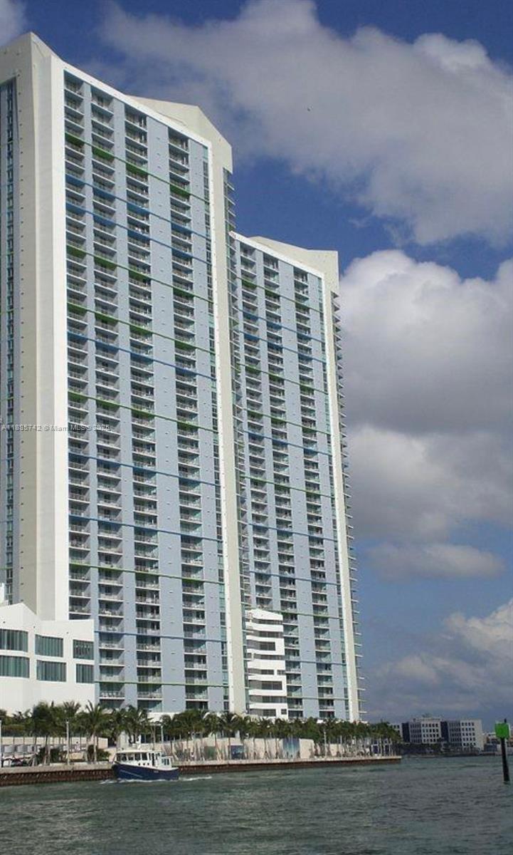 335 S Biscayne Blvd #2707, Miami FL 33131
